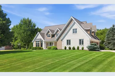 N28W30219  Red Hawk Ct, Delafield, WI 53072 - Photo 1