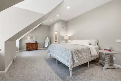 N28W30219  Red Hawk Ct, Delafield, WI 53072 - Photo 27