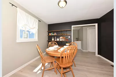 1605  Murray Ave, Waukesha, WI 53186 - Photo 5