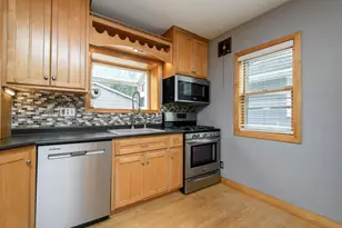 1124 S 90th St, West Allis, WI 53214 - Photo 7