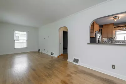 1124 S 90th St, West Allis, WI 53214 - Photo 5