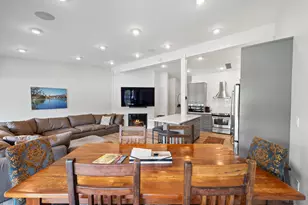 31 Abbey Villa Cir, Fontana, WI 53125 - Photo 9