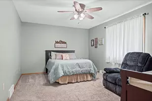 1906 Crooked Ave, Holmen, WI 54636 - Photo 11