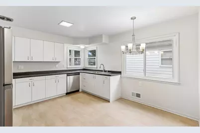 2559 S 63rd St #2561, Milwaukee, WI 53219 - Photo 5