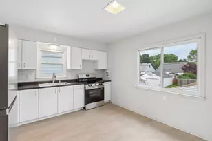 2559 S 63rd St, Milwaukee, WI 53219 - Photo 35