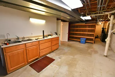 5729  Evarit Dr, Racine, WI 53406 - Photo 83