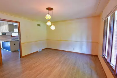 5729  Evarit Dr, Racine, WI 53406 - Photo 15