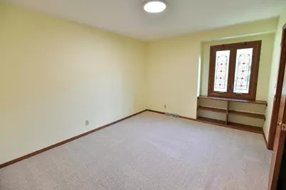 5729  Evarit Dr, Racine, WI 53406 - Photo 21