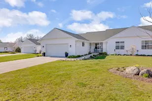 615 Otto Ln, Elkhart Lake, WI 53020 - Photo 5