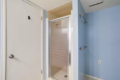 805 W Decorah Rd, West Bend, WI 53095 - Photo 25