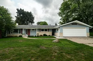 805 W Decorah Rd, West Bend, WI 53095 - Photo 1