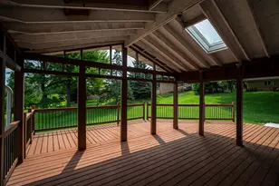 805 W Decorah Rd, West Bend, WI 53095 - Photo 29