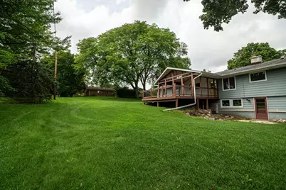 805 W Decorah Rd, West Bend, WI 53095 - Photo 35