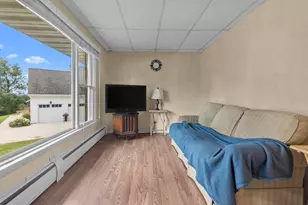 130 Sky Ln, Lake Geneva, WI 53147 - Photo 5