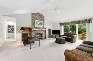 306 Pleasant St, Eagle, WI 53119 - Photo 9