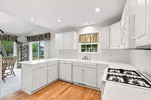 306 Pleasant St, Eagle, WI 53119 - Photo 17