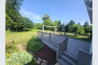 W220S3864  Crestview Dr, Waukesha, WI 53189 - Photo 23