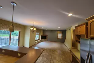W220S3864 Crestview Dr, Waukesha, WI 53189 - Photo 15