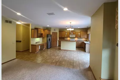 W220S3864  Crestview Dr, Waukesha, WI 53189 - Photo 17