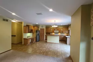 W220S3864 Crestview Dr, Waukesha, WI 53189 - Photo 17