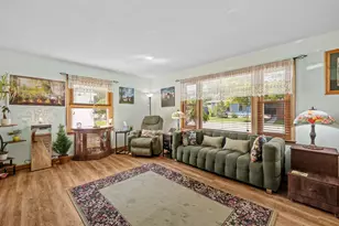 1237 Ashland Ave, Sheboygan, WI 53081 - Photo 5