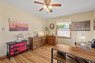1237 Ashland Ave, Sheboygan, WI 53081 - Photo 11
