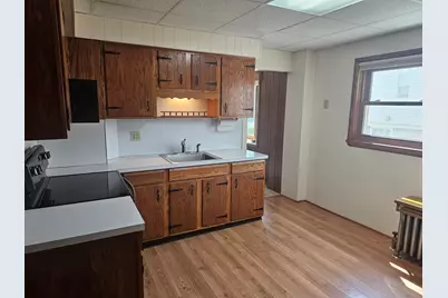 1134 S 16th St, Manitowoc, WI 54220 - Photo 3
