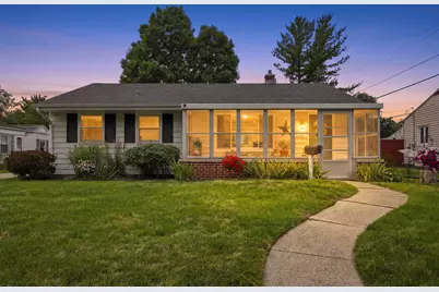 W169N8609  Sheridan Dr, Menomonee Falls, WI 53051 - Photo 21