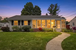 W169N8609 Sheridan Dr, Menomonee Falls, WI 53051 - Photo 21