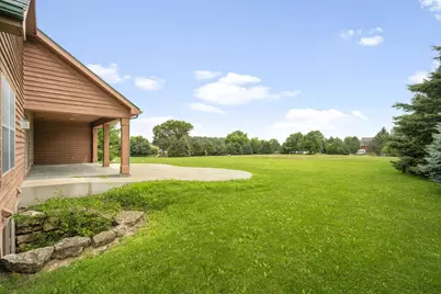 W2261 E Oak Ridge Dr, Ashippun, WI 53066 - Photo 37