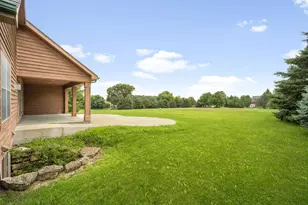 W2261 E Oak Ridge Dr, Ashippun, WI 53066 - Photo 37