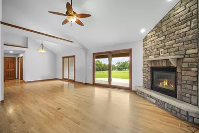 W2261 E Oak Ridge Dr, Ashippun, WI 53066 - Photo 7