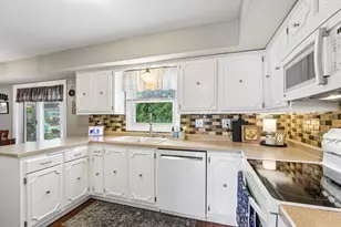 W182N8323 Georgetown Dr, Menomonee Falls, WI 53051 - Photo 25