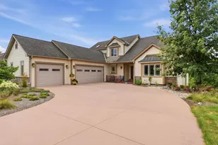1551 Fox River Run, Mukwonago, WI 53149 - Photo 7