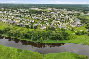 1551 Fox River Run, Mukwonago, WI 53149 - Photo 3