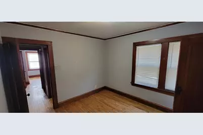 3827 N 24th Pl #A, Milwaukee, WI 53206 - Photo 9