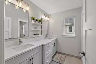 1407 W Eastbrook Dr, Mequon, WI 53092 - Photo 25