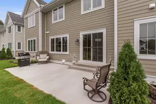 1407 W Eastbrook Dr, Mequon, WI 53092 - Photo 33