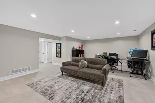 1407 W Eastbrook Dr, Mequon, WI 53092 - Photo 29