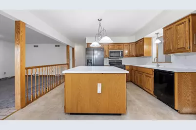 9425 W Harrison Ave, West Allis, WI 53227 - Photo 5