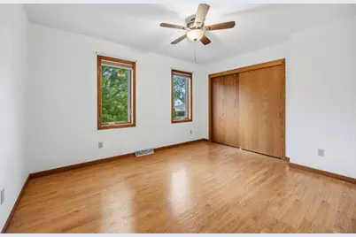 9425 W Harrison Ave, West Allis, WI 53227 - Photo 23