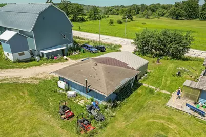 6801  County Road D Rd, Wayne, WI 53002 - Photo 11