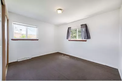 6036 W Kaul Ave, Milwaukee, WI 53218 - Photo 19
