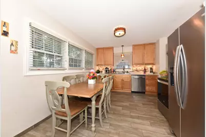 2861 S 55th St, Milwaukee, WI 53219 - Photo 7