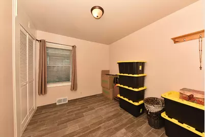 2861 S 55th St, Milwaukee, WI 53219 - Photo 15