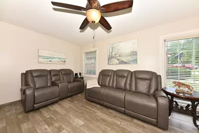 2861 S 55th St, Milwaukee, WI 53219 - Photo 5