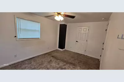 628 N 9th St, Manitowoc, WI 54220 - Photo 21