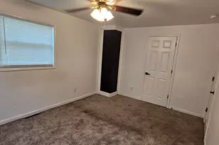 628 N 9th St, Manitowoc, WI 54220 - Photo 21
