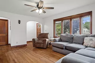 2113 16th St, La Crosse, WI 54601 - Photo 5