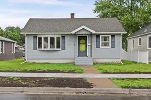 2113 16th St, La Crosse, WI 54601 - Photo 1